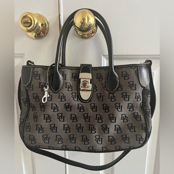 Dooney & Bourke Signature Black/Grey Handbag - Picture 1 of 15